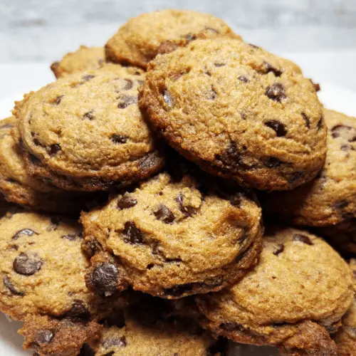 Keto Chocolate Chip Cookies